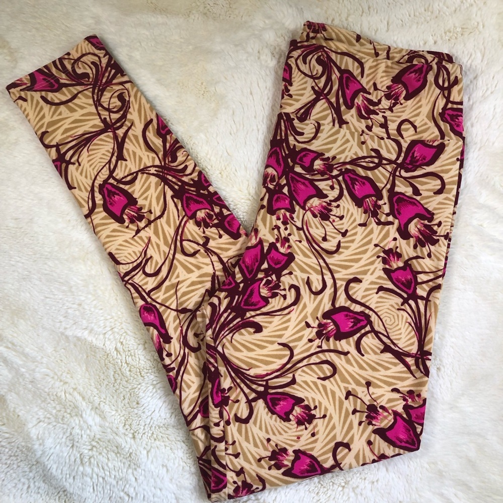 LULAROE  tall and curvy leggings